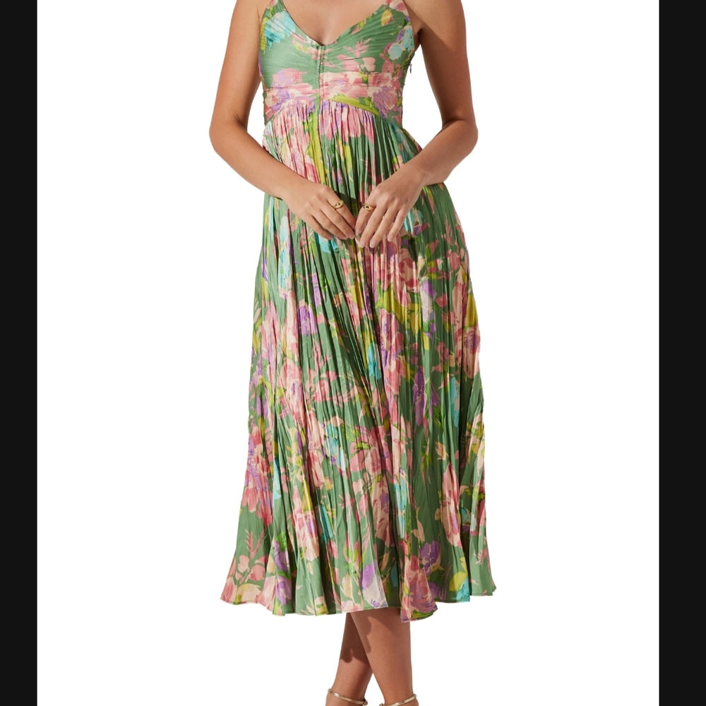 ASTR the Label: Maeve Green and Pink Floral Midi Dress